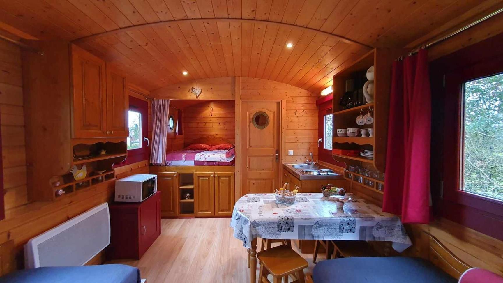La Fermette Des Ramolleux Villa Crecy-en-Ponthieu Ruang foto